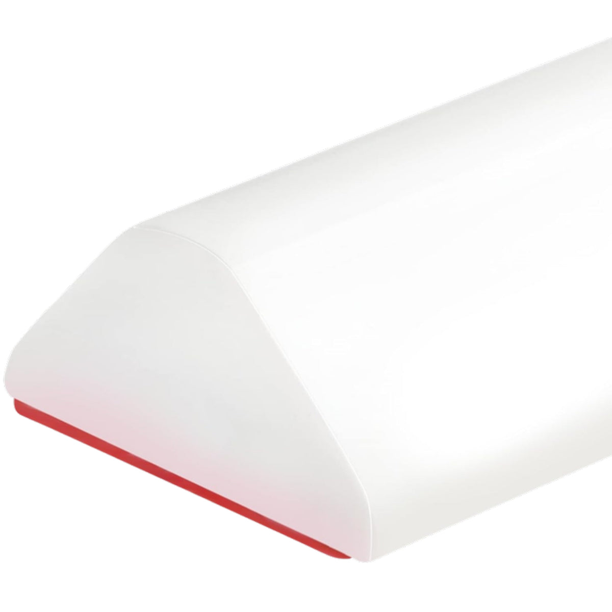 Witte driehoekige douche waterstopper met rode plakstrip aan de onderkant, productfoto.